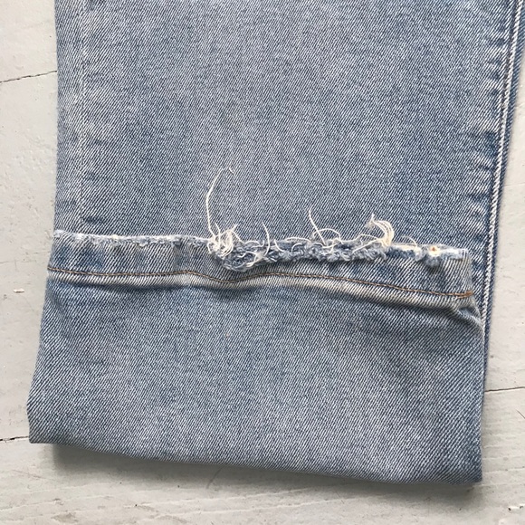 Tommy Hilfiger embroidered boyfriend jeans - Picture 12 of 12